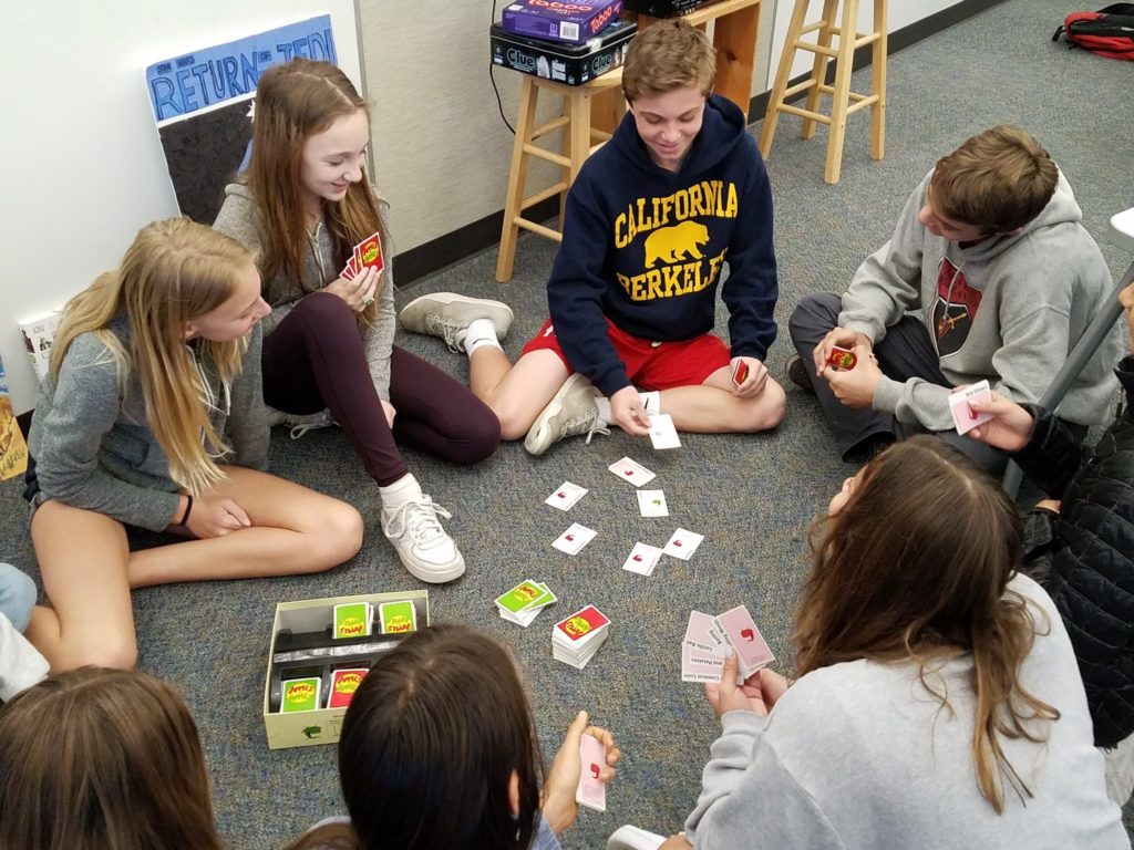 بازی های کارتی مناسب برای دانش آموزان ابتدایی
